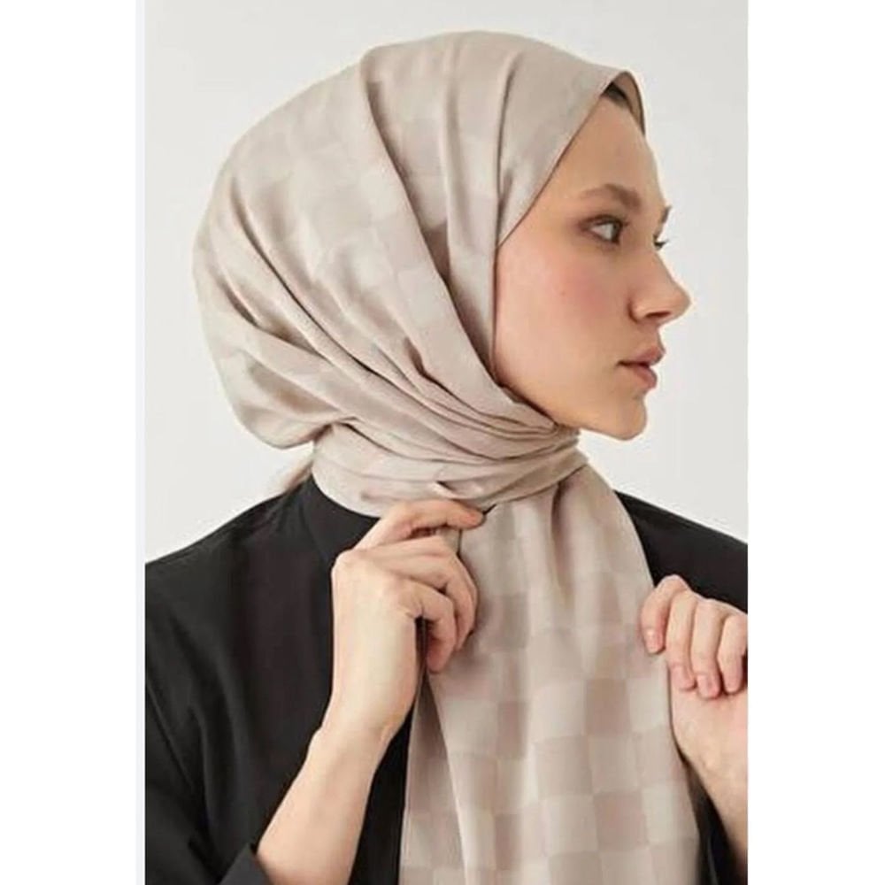Beni Vidi Scarf Damalı Saten Şal Bej