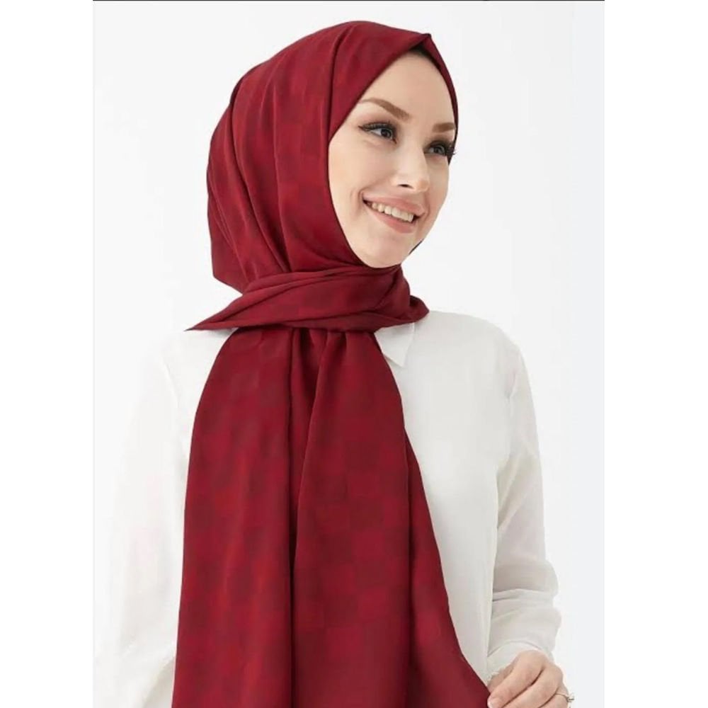 Beni Vidi Scarf Damalı Saten Şal Kırmızı